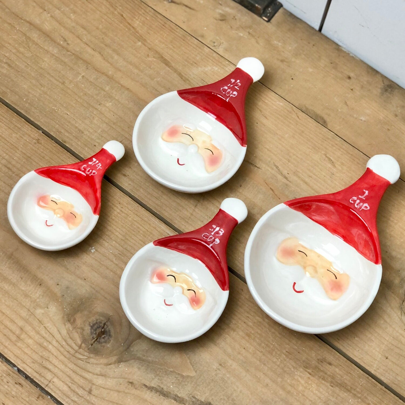 Santa Measuring Cups and Spoons Set